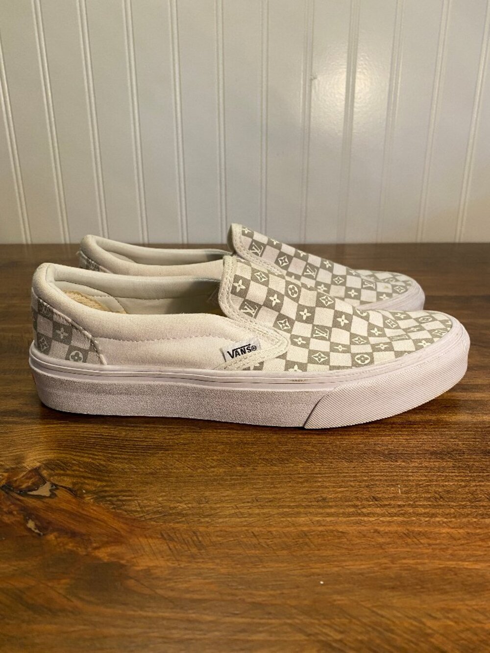 Vans - Classic Slip-On Custom Gray and White Checkerboard Shoes - Women's Size 7 - Picture 1 of 13